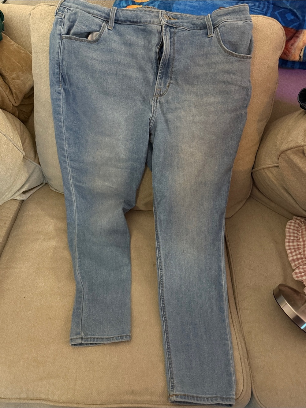 Old Navy Women's Light Wash Skinny Stretch Jeans